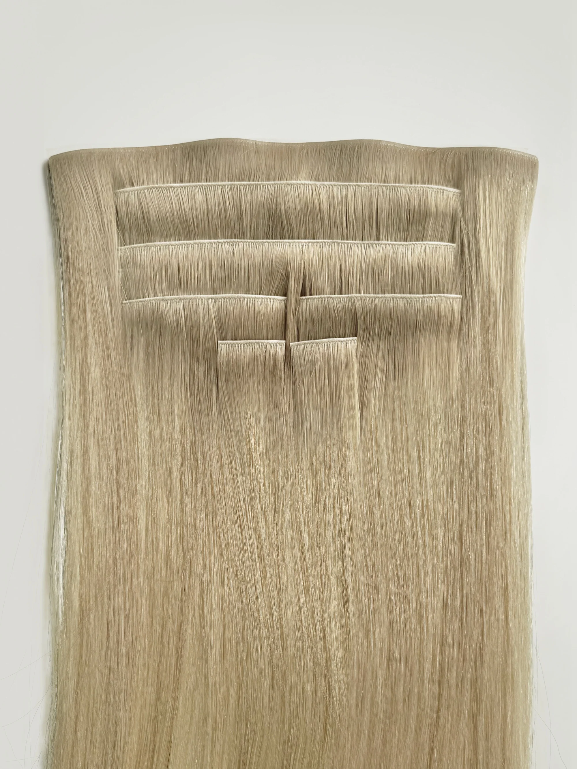 Beige Blonde Invisible Clip-Ins 18"/45.72cm (100g) - Image 3